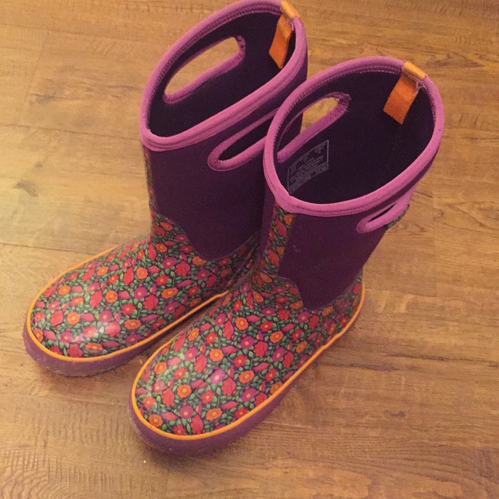 BOG BOOTS!
